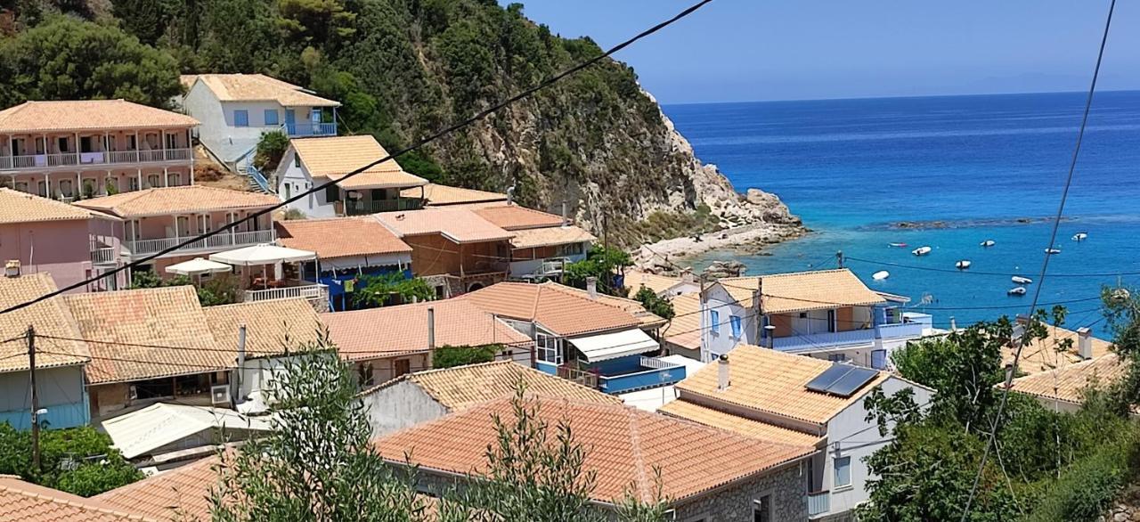 Villa Spiros Áyios Nikítas Extérieur photo
